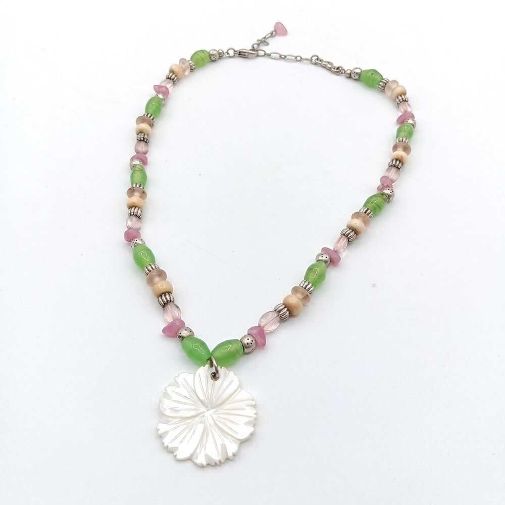 American Eagle Jade & Silver Bead Necklace 18” White Flower Pendant Boho Coastal